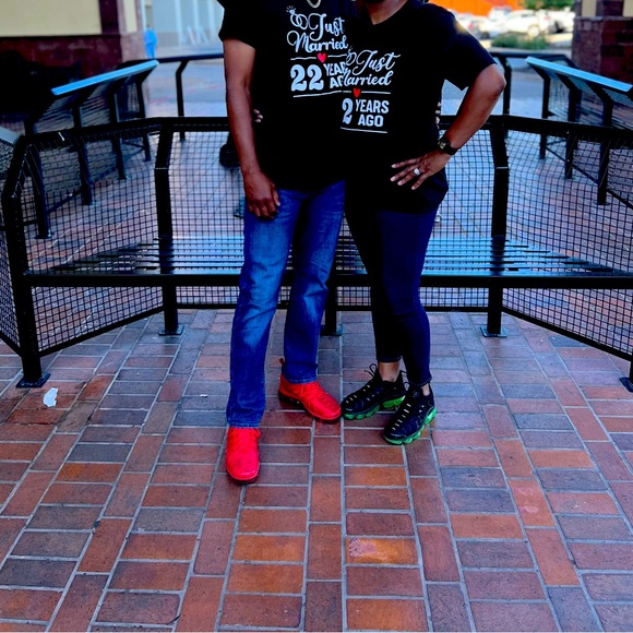 Custom t-shirts - Picture 1 of 3